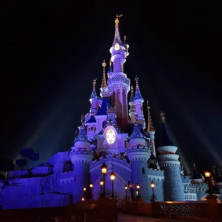公寓 Disneyland Rer 4 Pers